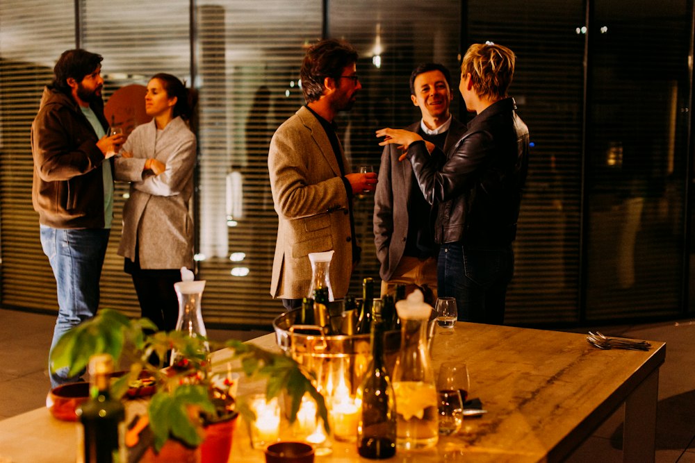 Clients dans un restaurant convivial